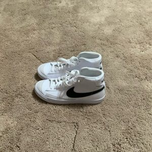 Nike blazer